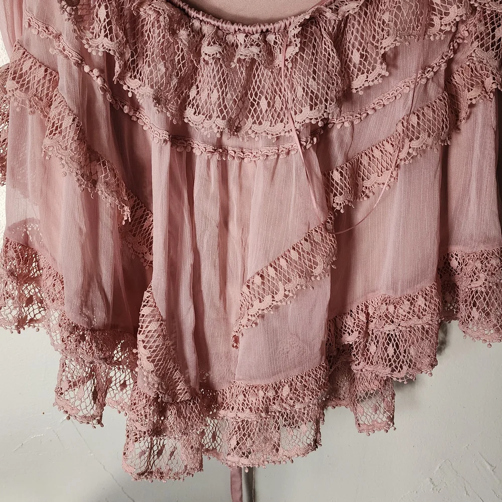 Women’s Pink Lace-Trim Midi Dress - Picture 7 of 7